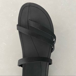 New Chaco sandals size 8